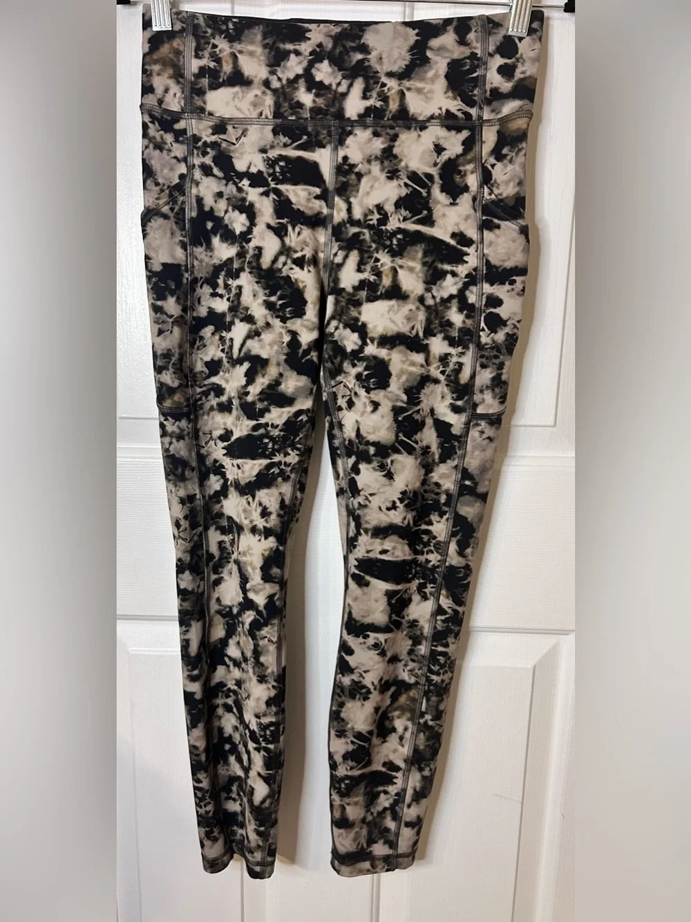 Lululemon Invigorate High-Rise Tight 25